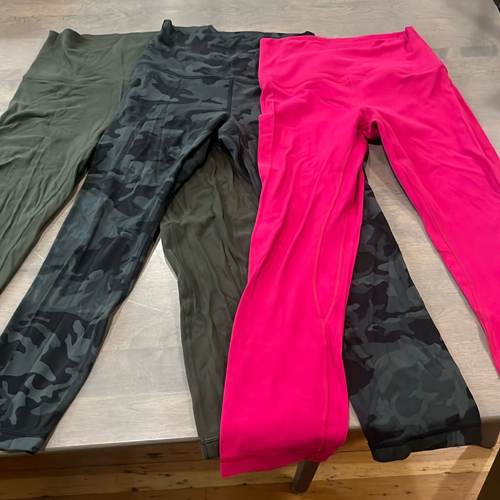 3 pair of align Lululemon size 4 and 21 inch inseam.